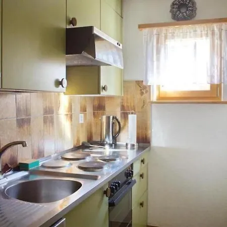 Lejlighed Chesa Chalchera Suot By Interhome